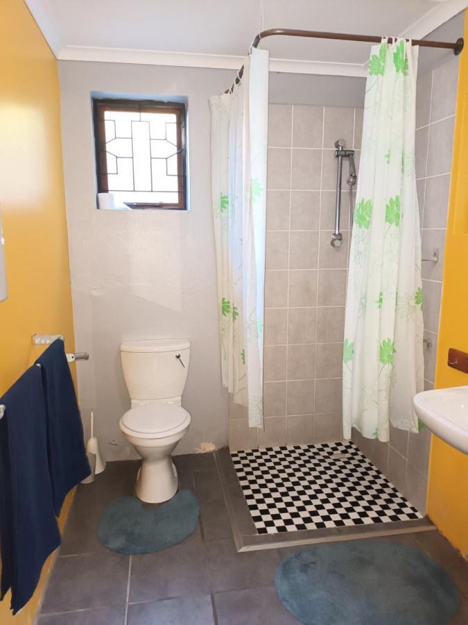 Peaceful 1-Bedroom Granny Flat In Sunnyside Grahamstown Buitenkant foto